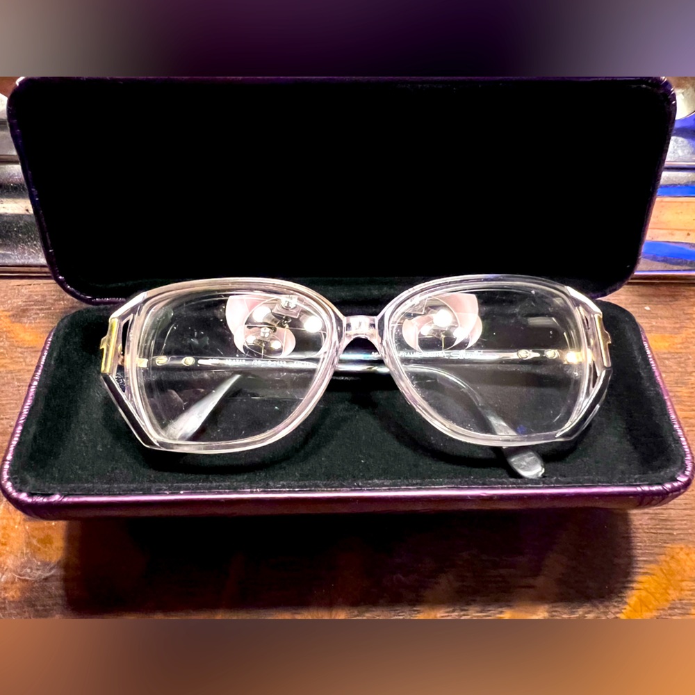 VINTAGE Silhouette Glasses